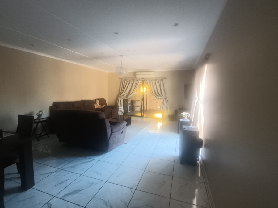 3 Bedroom Property for Sale in Minerva Gardens Northern Cape